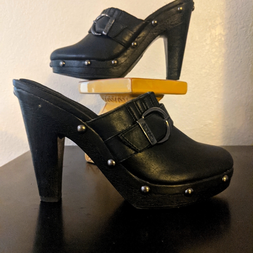 Sam & Libby high heel clogs